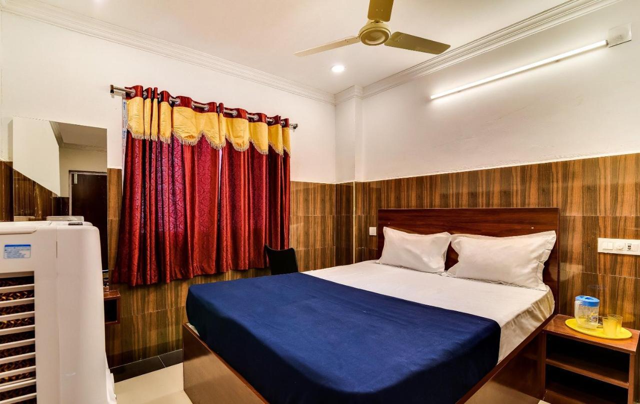 טירופאטי Hotel O Srinivasa Residency Lodge מראה חיצוני תמונה