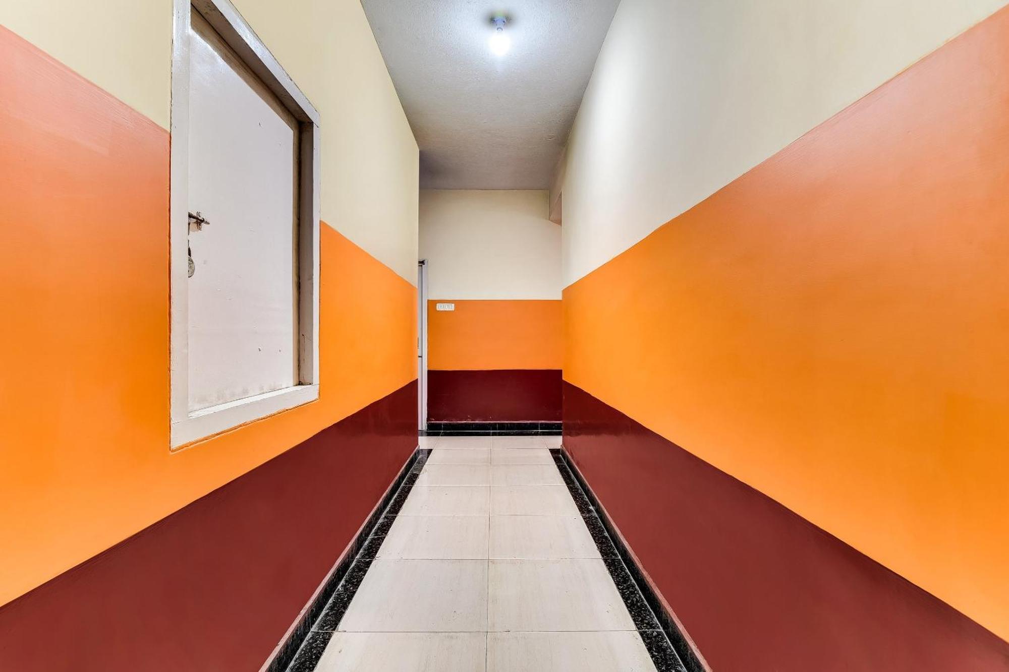 טירופאטי Hotel O Srinivasa Residency Lodge מראה חיצוני תמונה